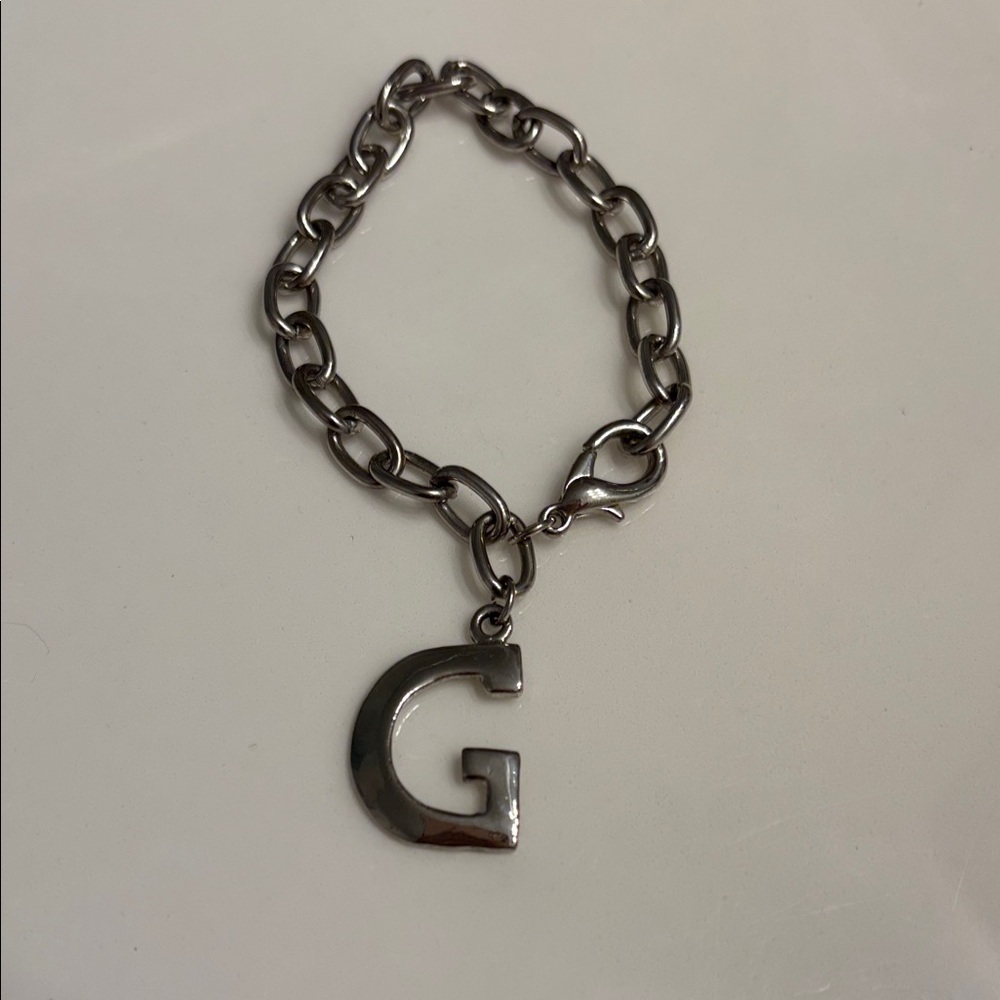 Silver Color Chain Bracelet with G Charm